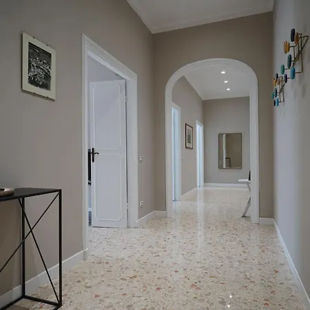 Manzoni 22 Apartment La Spezia