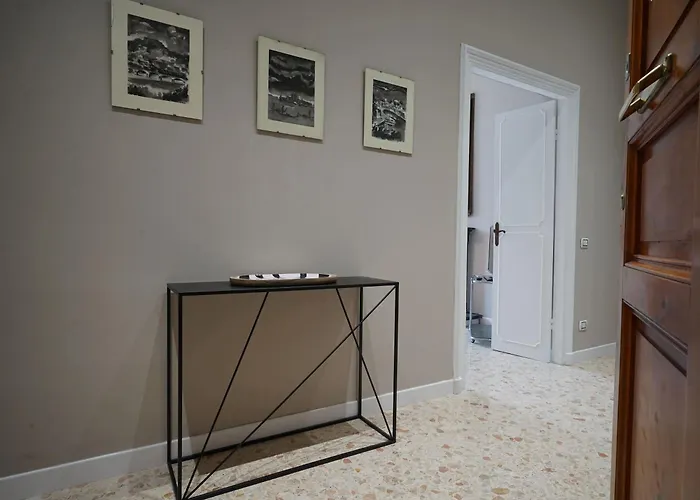Manzoni 22 - Mytouristhome Apartment La Spezia