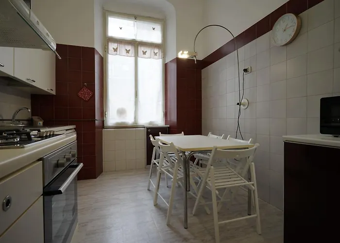 Apartment Manzoni 22 - Mytouristhome La Spezia