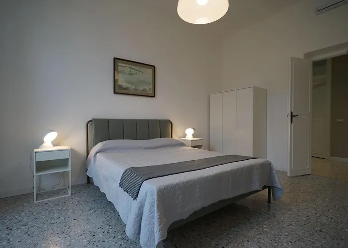 Manzoni 22 - Mytouristhome La Spezia